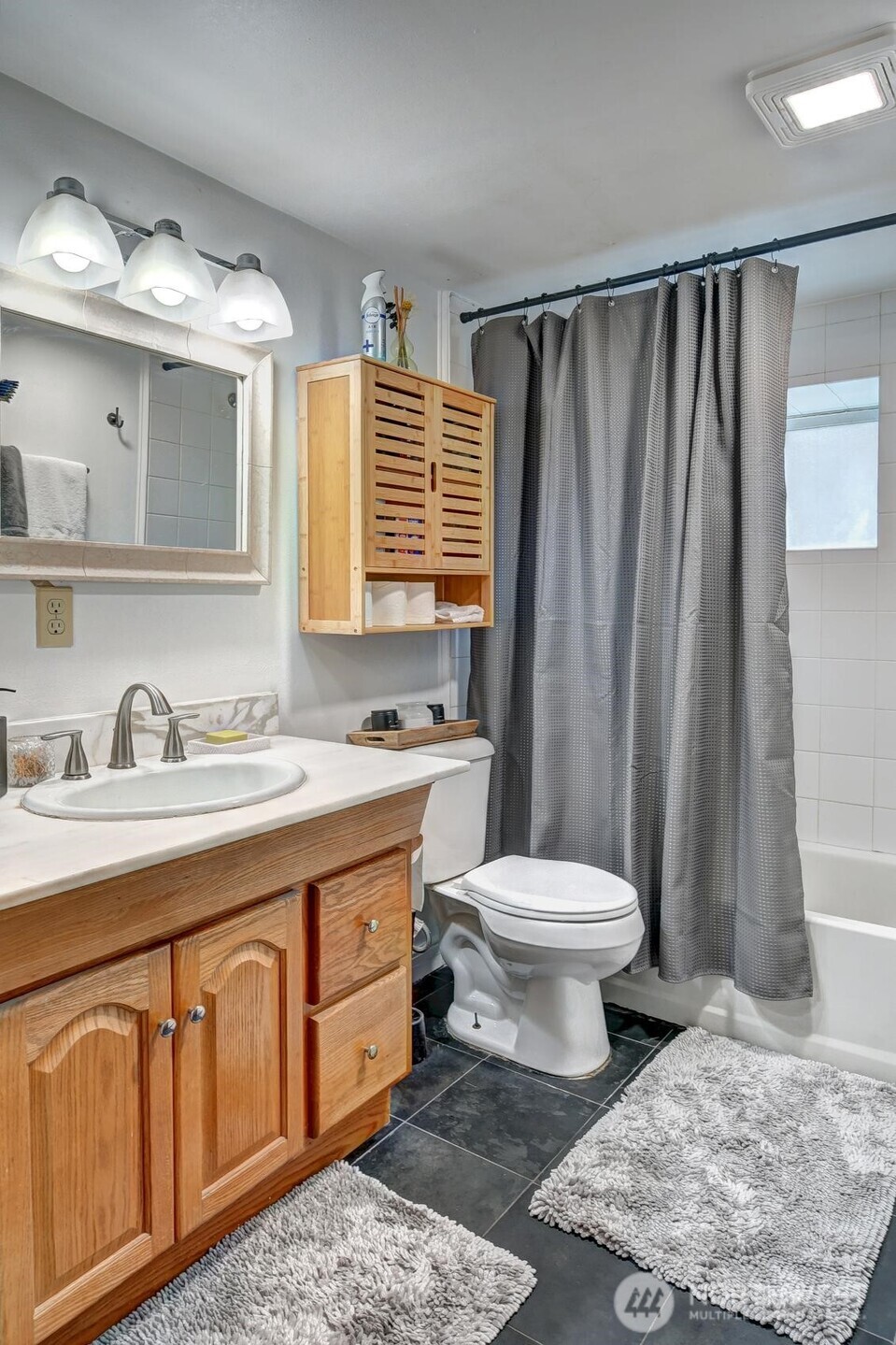 2608 S Grand Street , Seattle, WA 98144