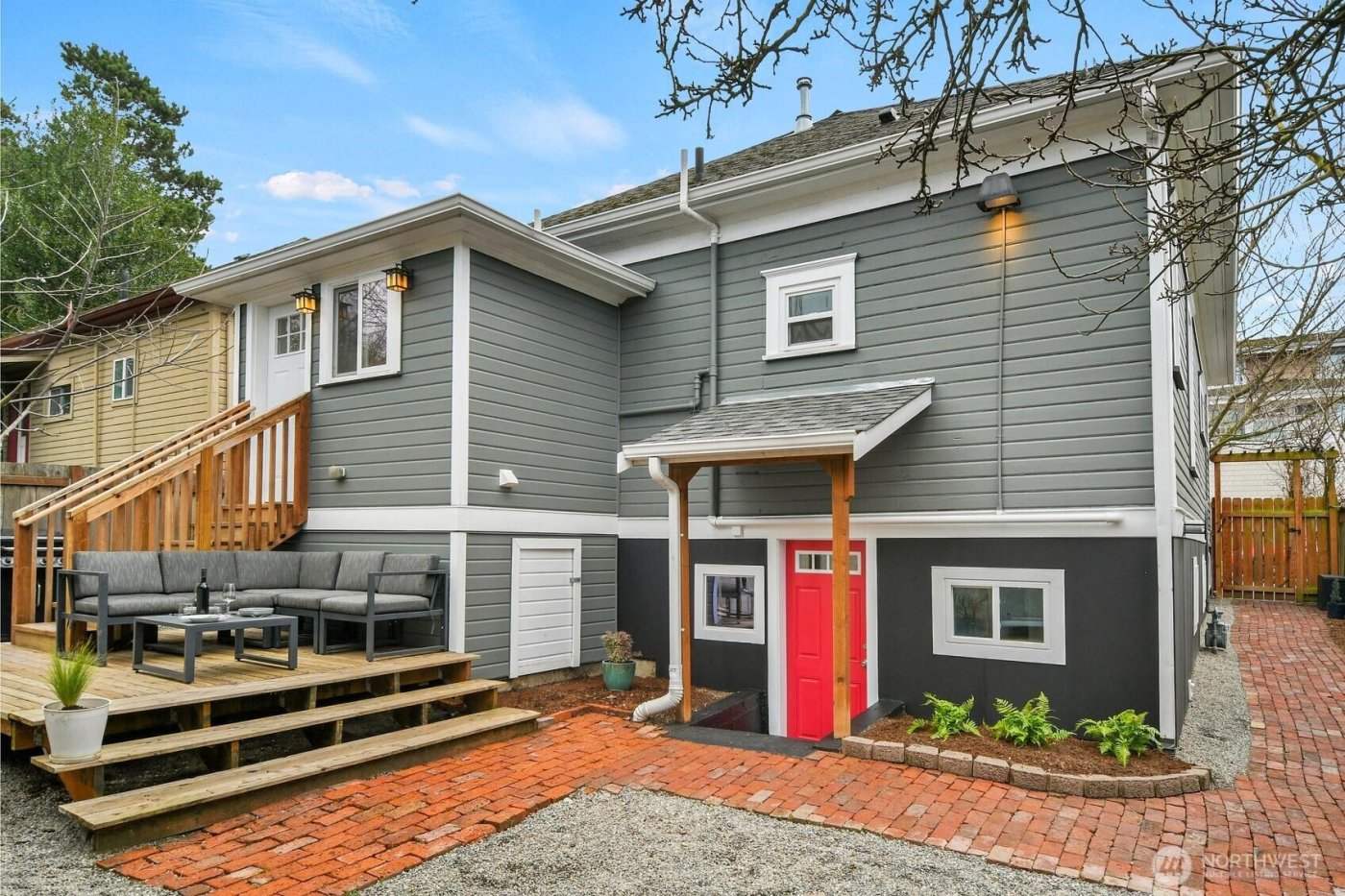 2608 S Grand Street , Seattle, WA 98144