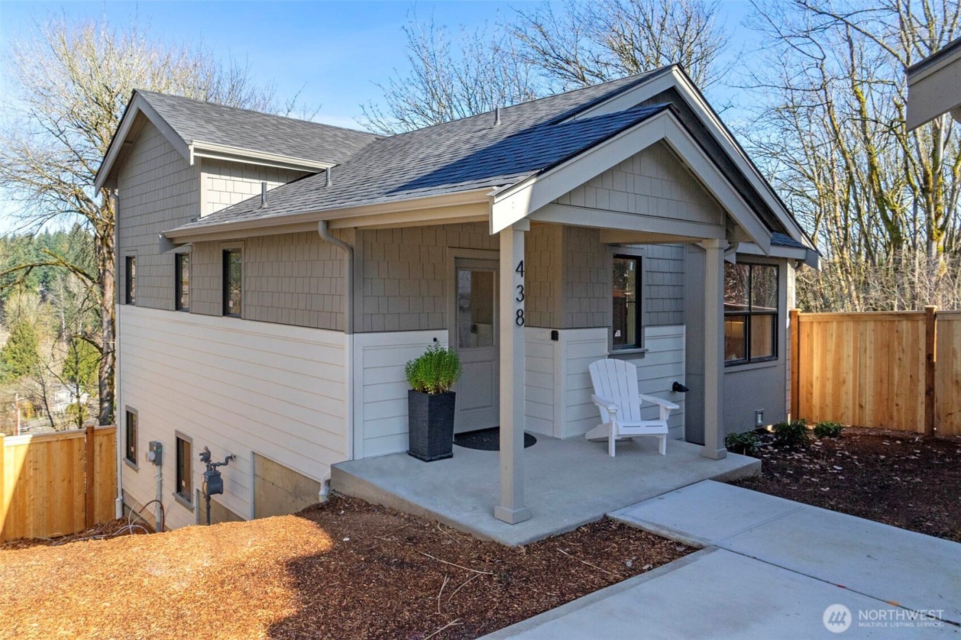 438 20th Ave , Kirkland, WA 98033