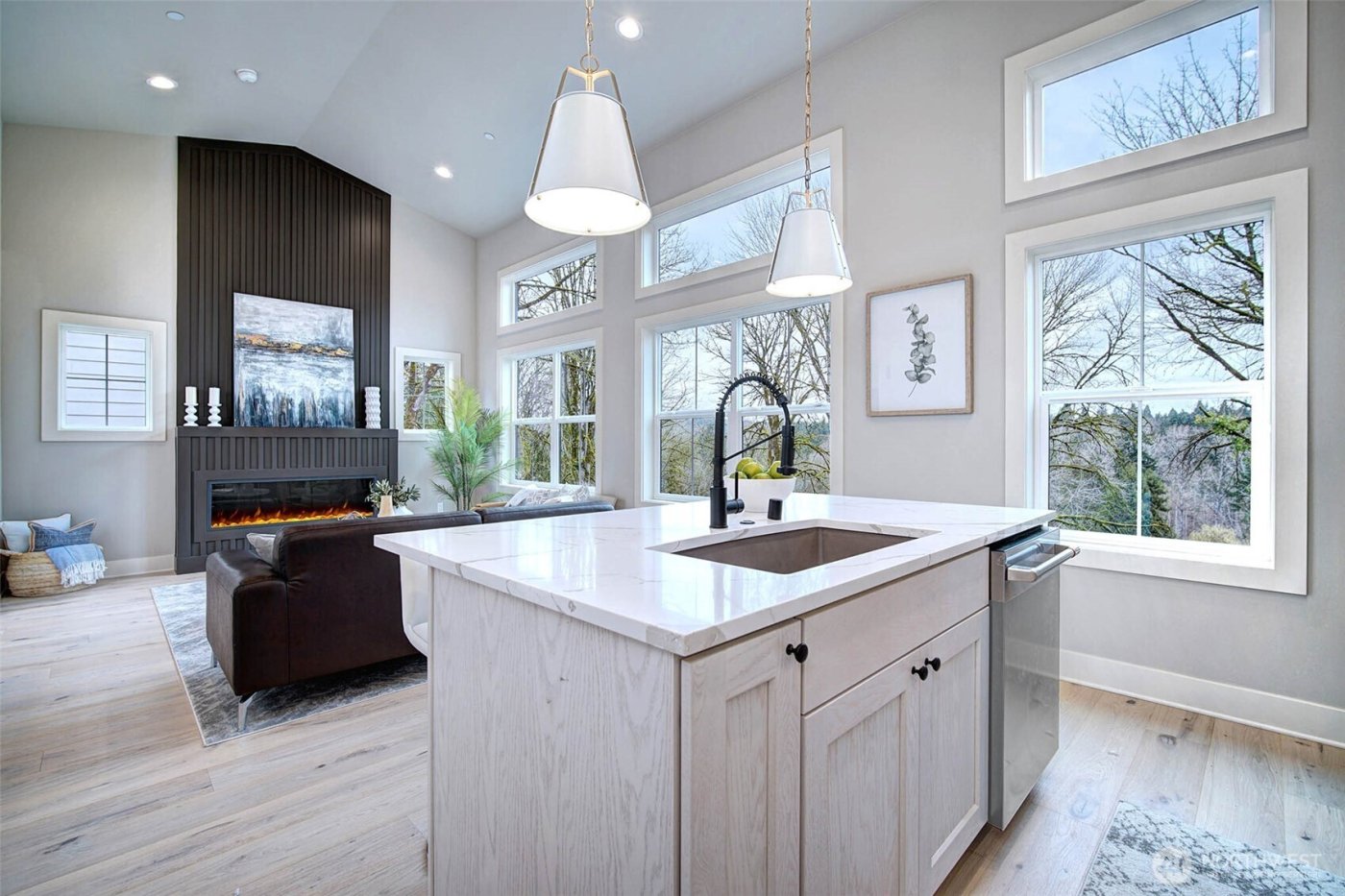 438 20th Ave , Kirkland, WA 98033