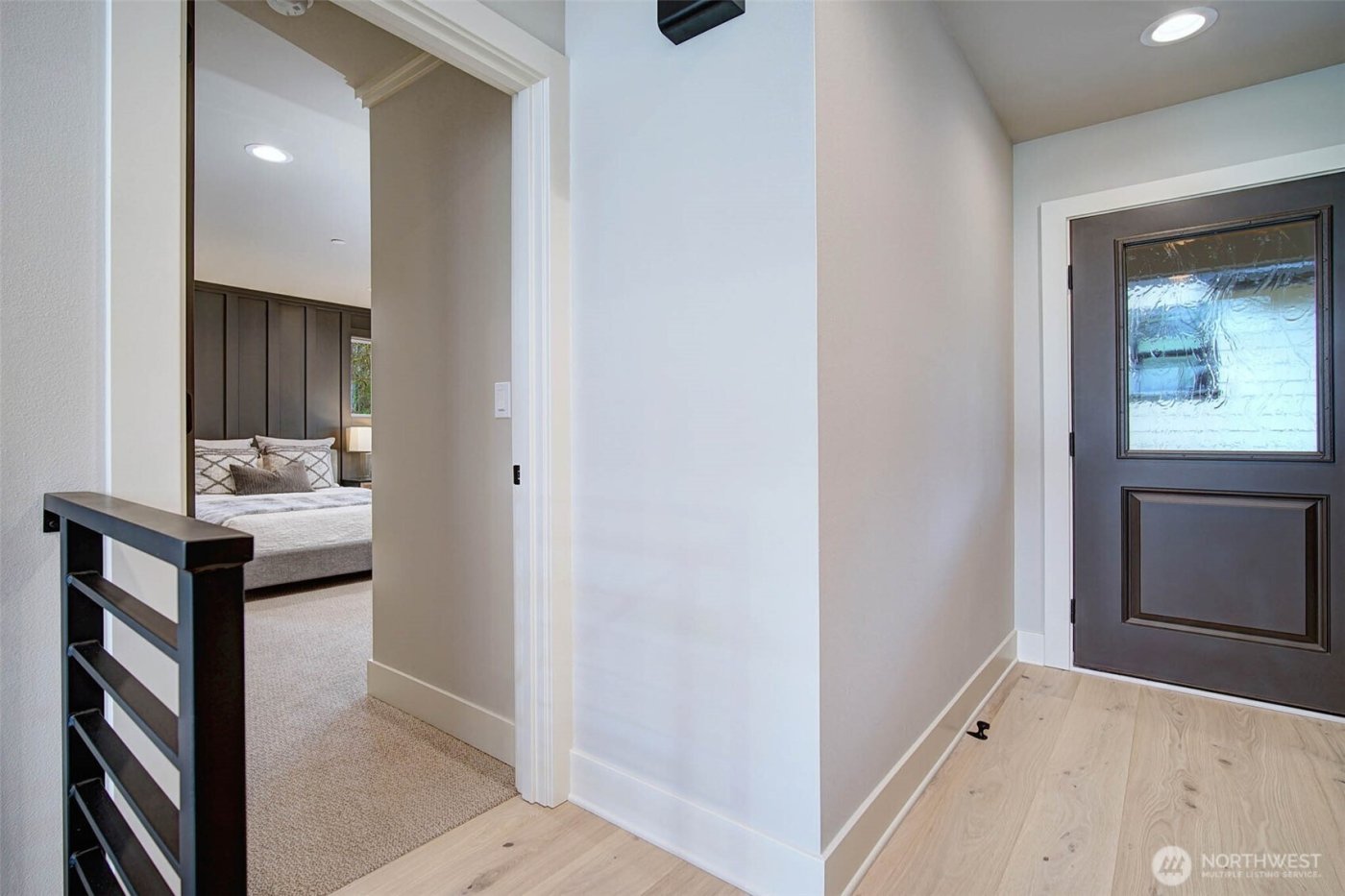 438 20th Ave , Kirkland, WA 98033