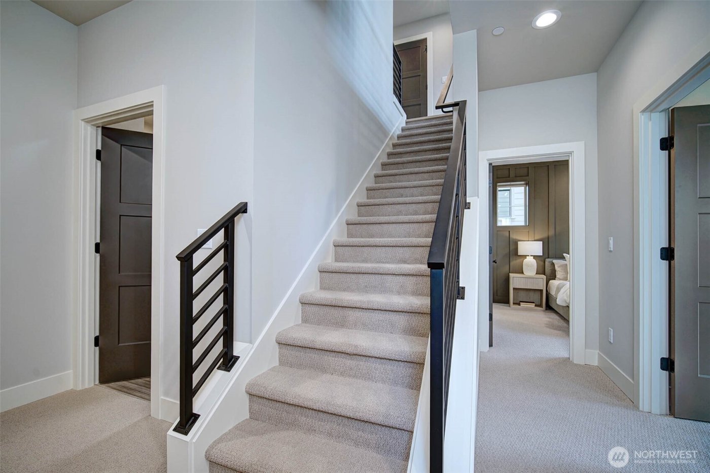 438 20th Ave , Kirkland, WA 98033