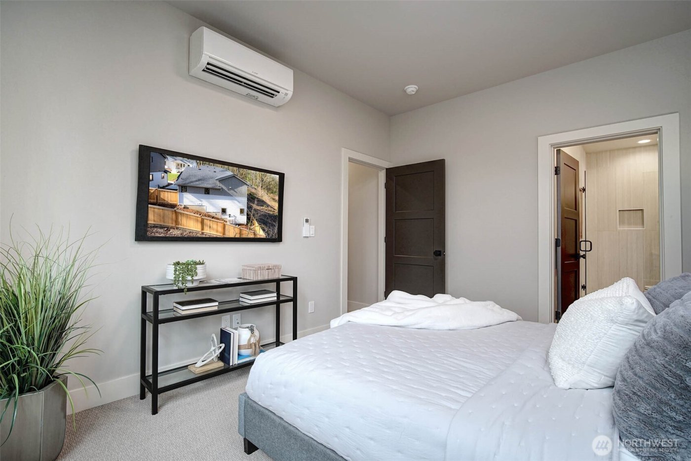 438 20th Ave , Kirkland, WA 98033