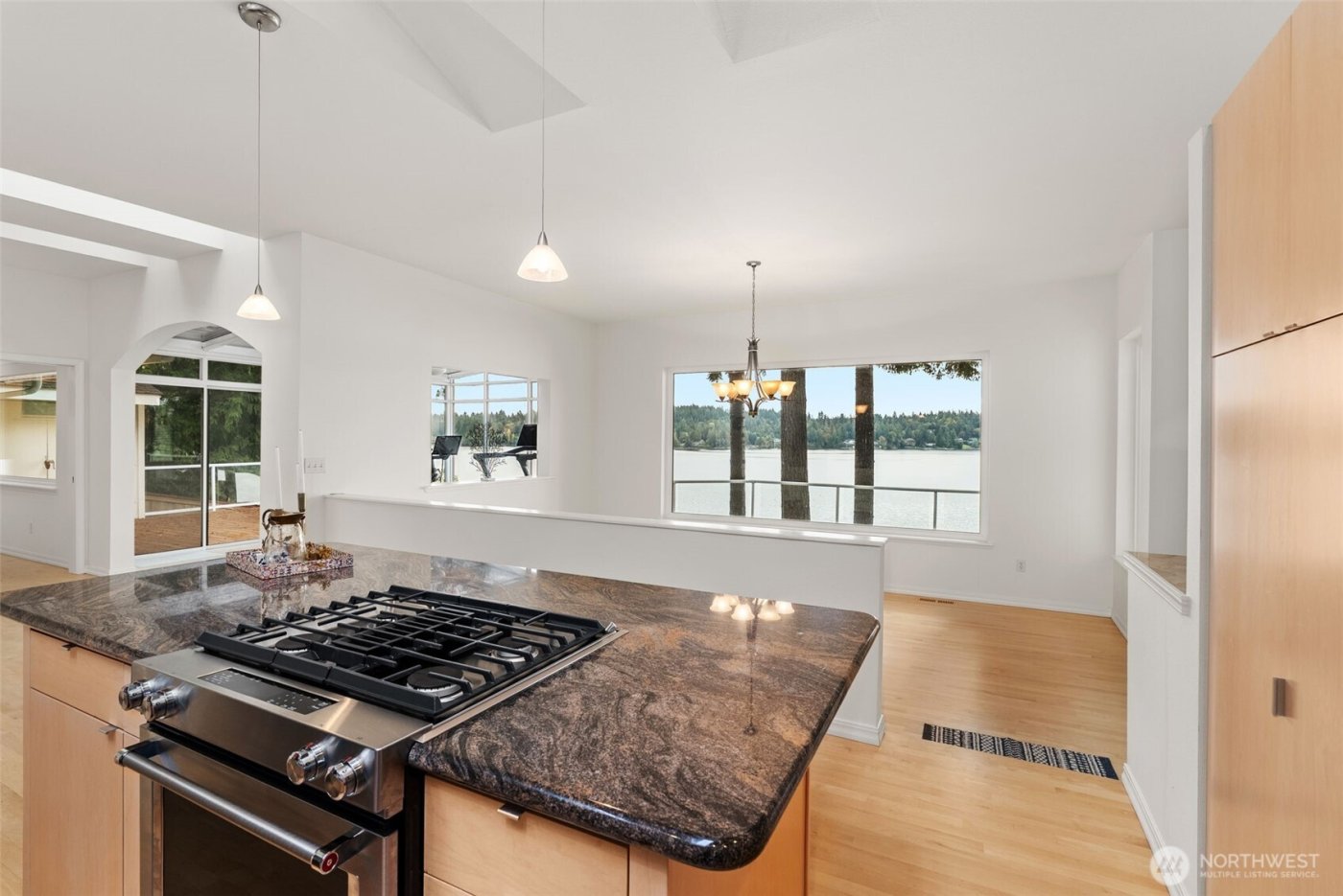 3236 Gravelly Beach Loop NW, Olympia, WA 98502