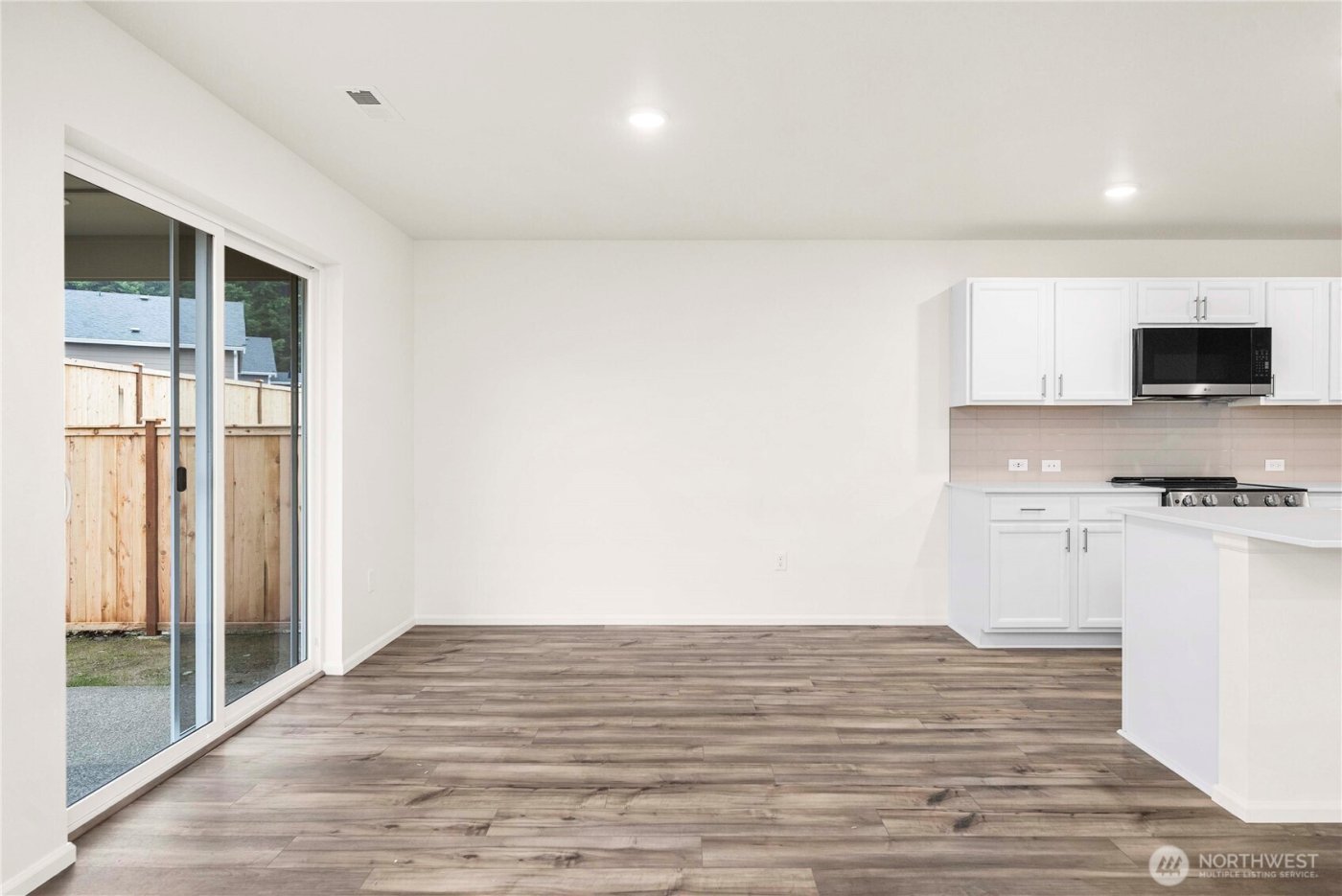 285 Wind River Drive , Chehalis, WA 98532