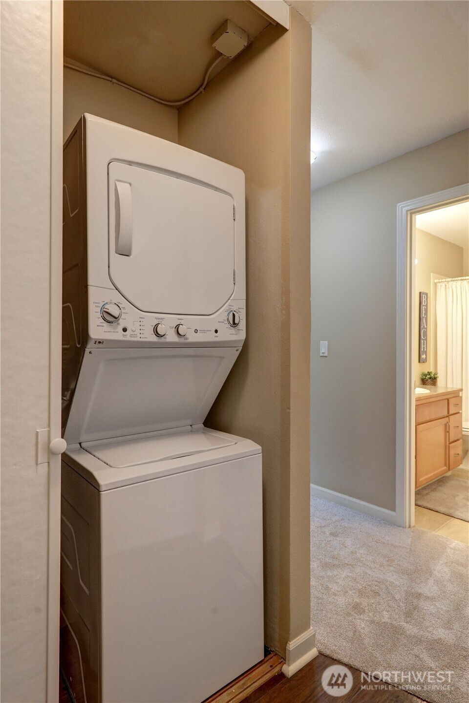 7924 212th Street SW #305, Edmonds, WA 98026