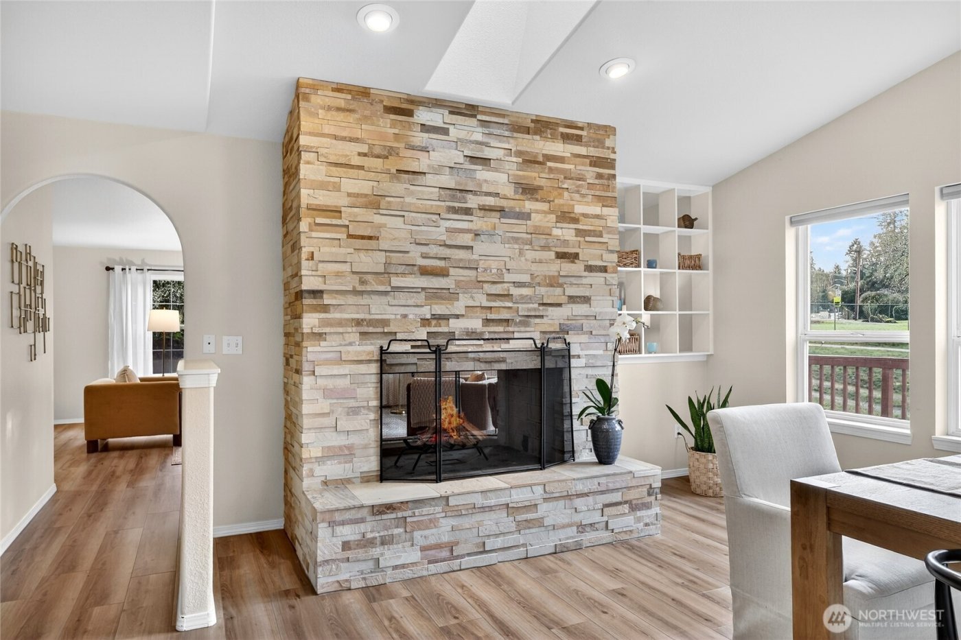 6730 NE 202nd Street , Kenmore, WA 98028