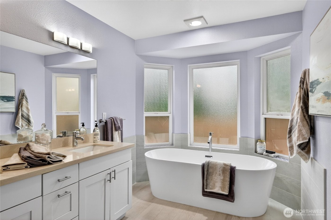 6730 NE 202nd Street , Kenmore, WA 98028