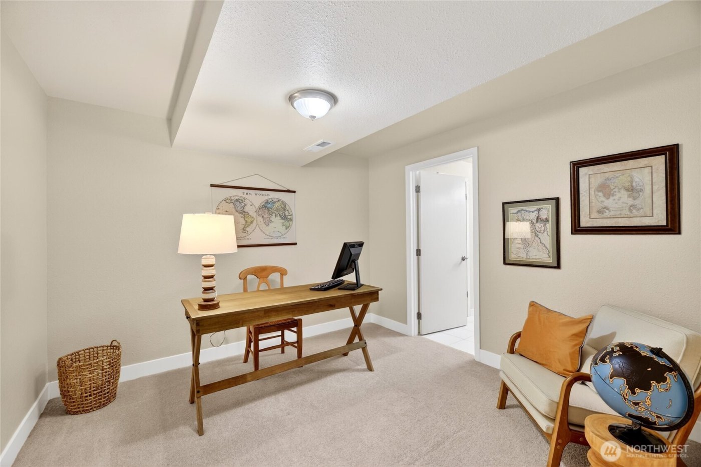 6730 NE 202nd Street , Kenmore, WA 98028