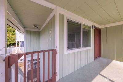 361 Earlington Avenue SW, Renton, WA 98057 - Photo 17