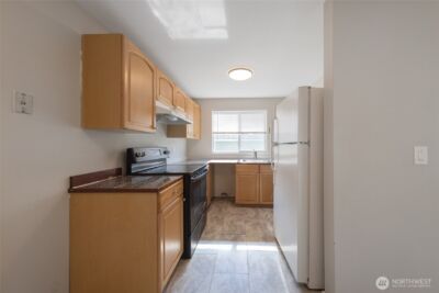 361 Earlington Avenue SW, Renton, WA 98057 - Photo 9