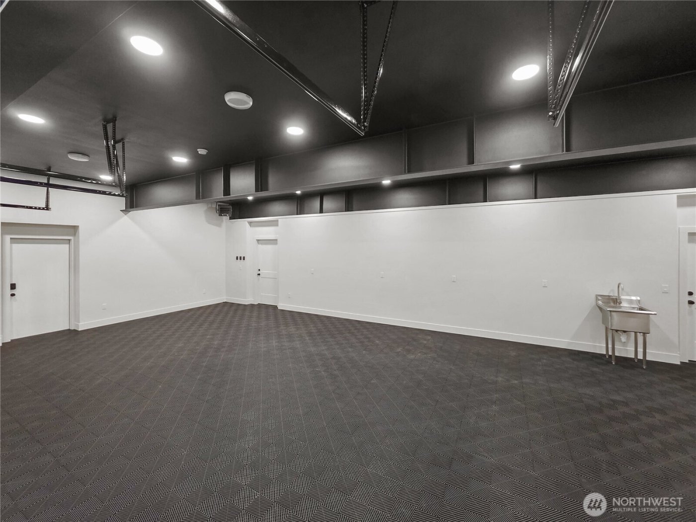 32922 SE Kuzak Road , Enumclaw, WA 98022
