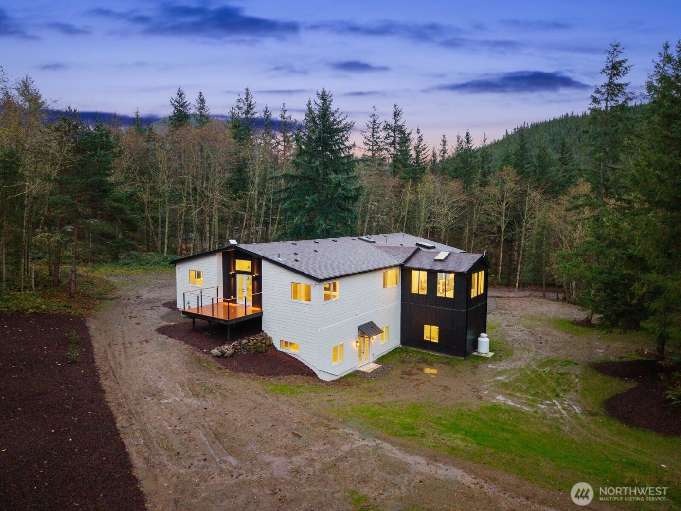 32922 SE Kuzak Road , Enumclaw, WA 98022