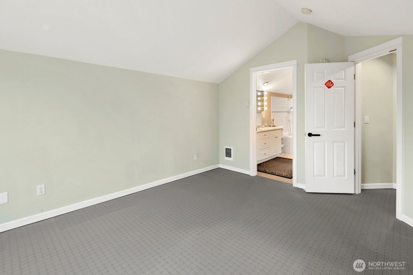 6100 NE 181st Street #7, Kenmore, WA 98028