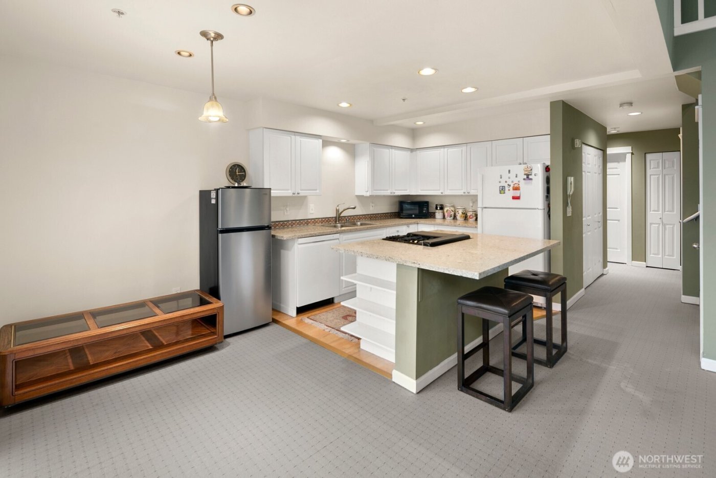 6100 NE 181st Street #7, Kenmore, WA 98028