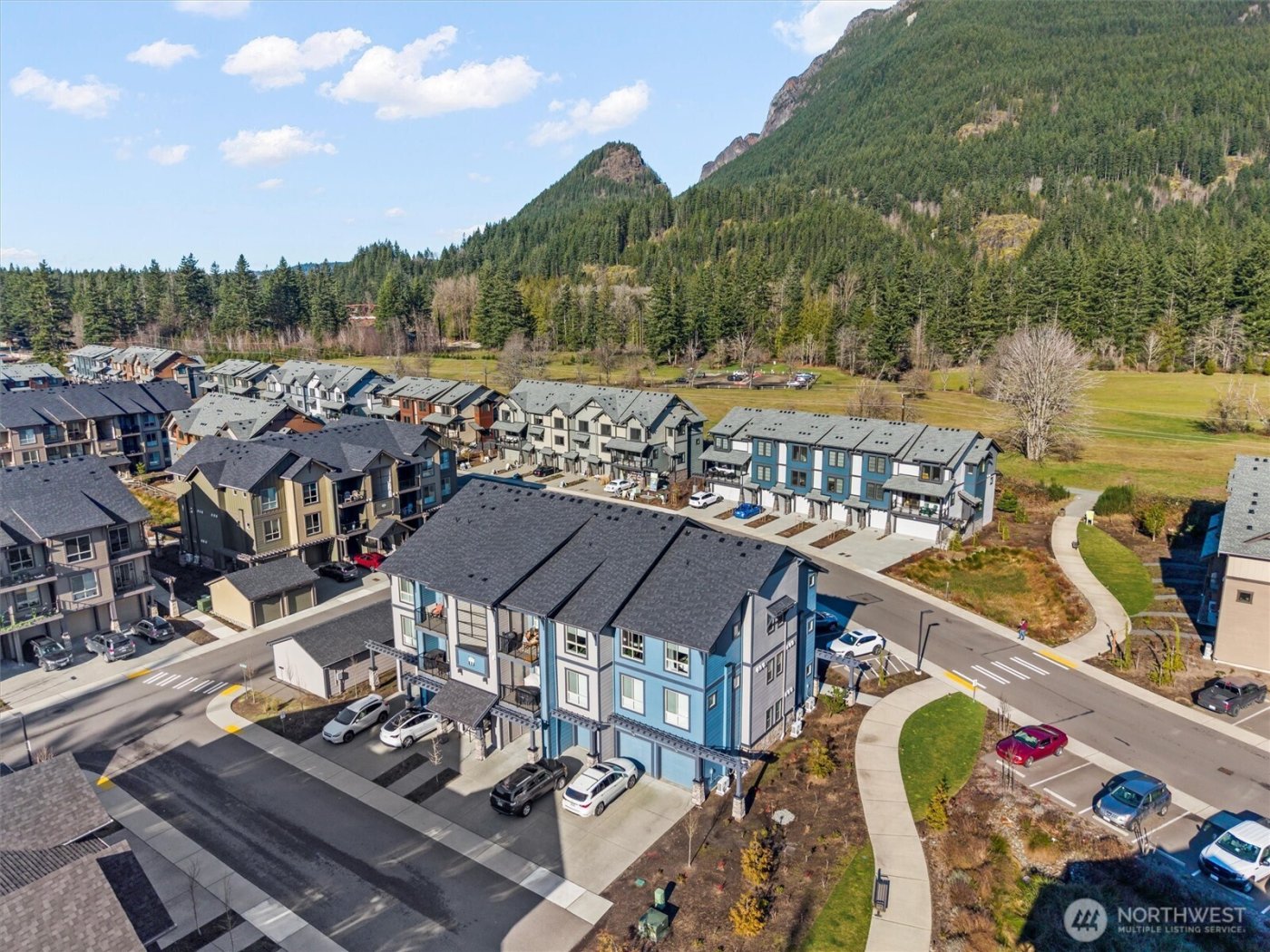 1970 SE 12th Court #D-201, North Bend, WA 98045