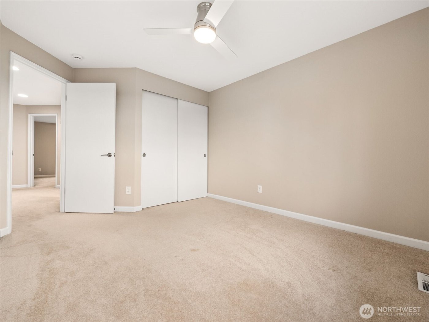 20132 SE 258th Place , Covington, WA 98042