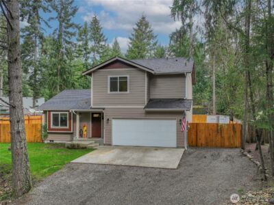18204 E Clear Lake Boulevard SE, Yelm, WA 98597 - Photo 2