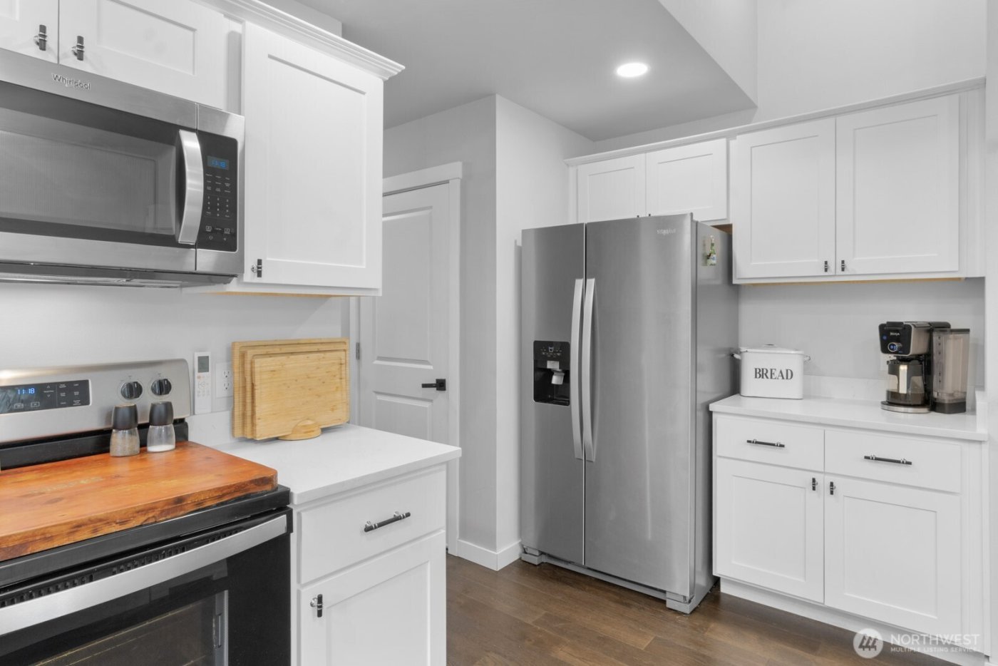 18204 E Clear Lake Boulevard SE, Yelm, WA 98597