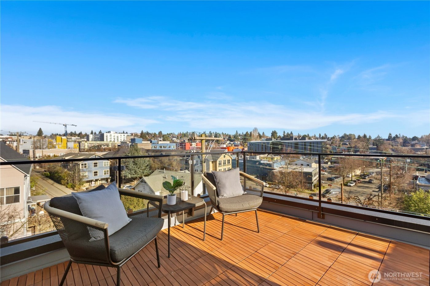 953 N 35th Street , Seattle, WA 98103