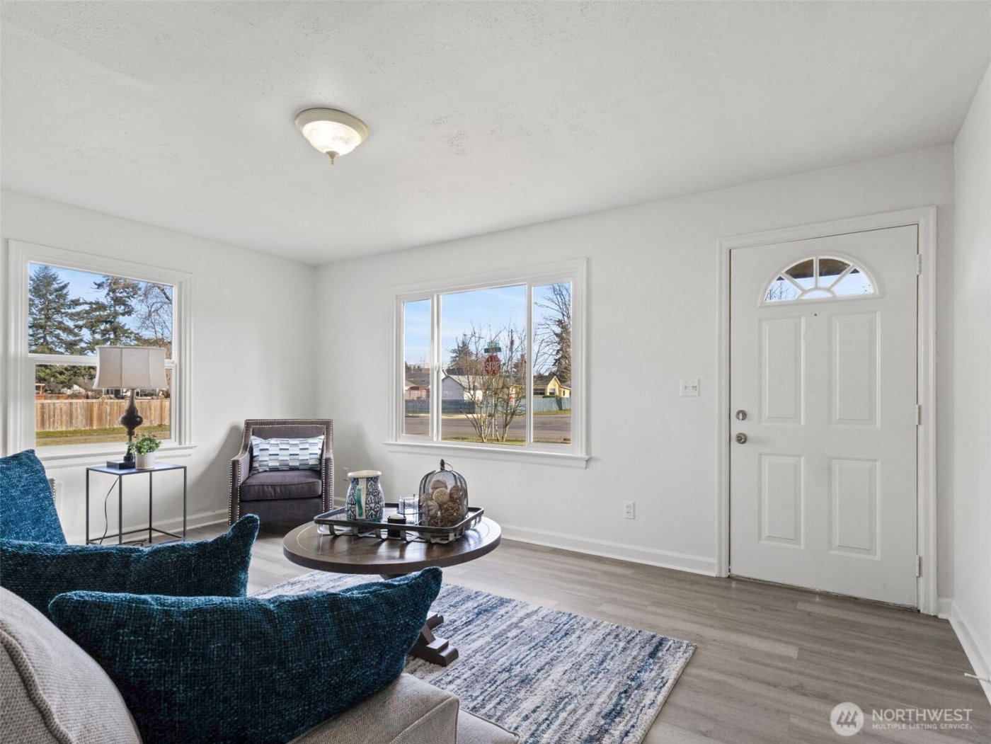 6802 S Oakes Street , Tacoma, WA 98409