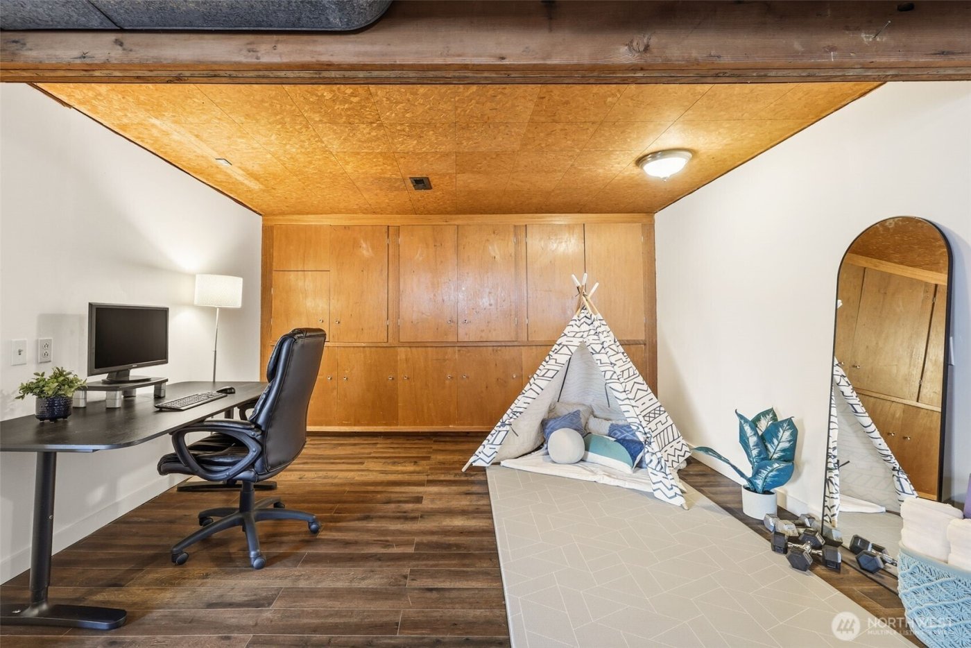 13120 12th Avenue S, Burien, WA 98168