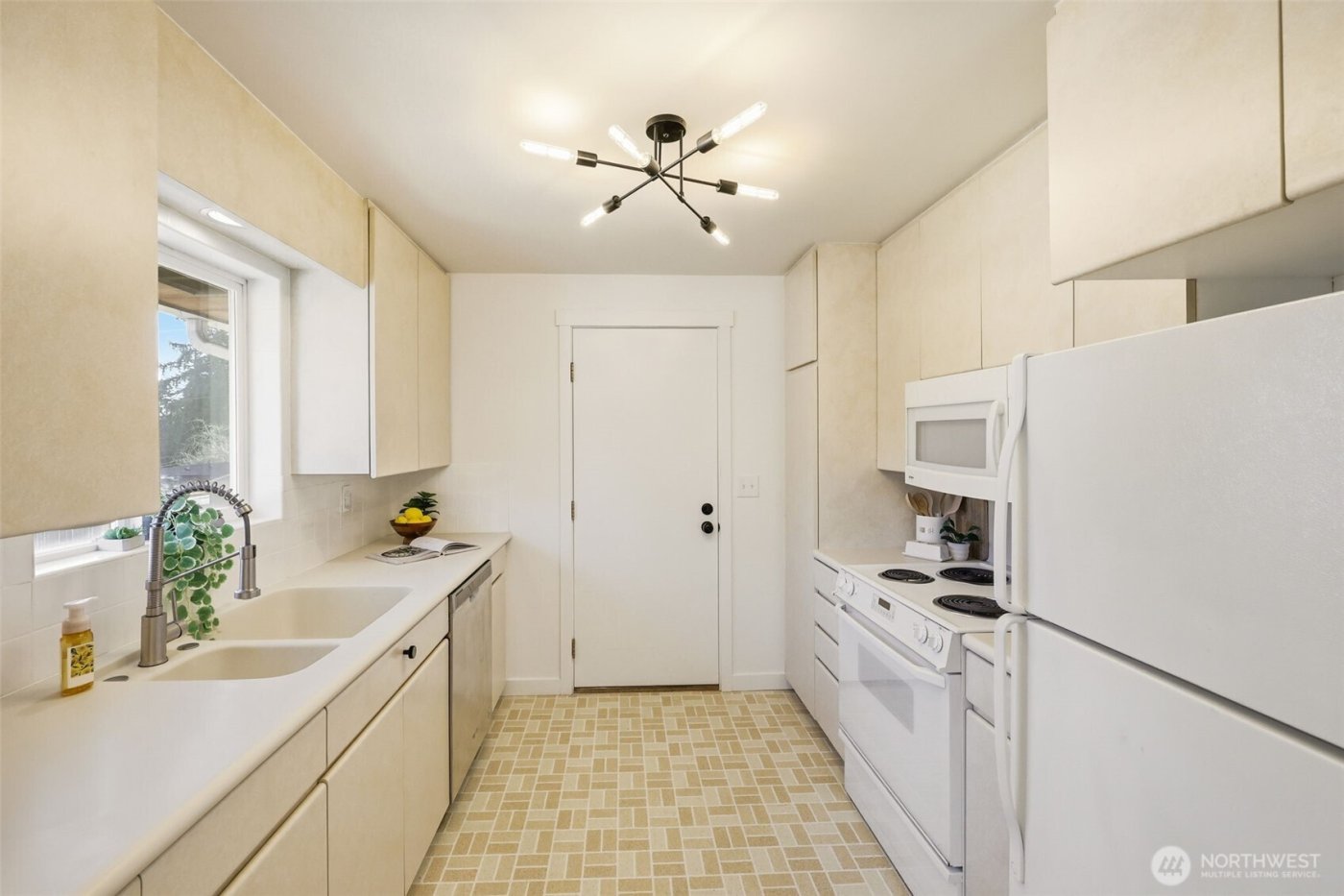 13120 12th Avenue S, Burien, WA 98168