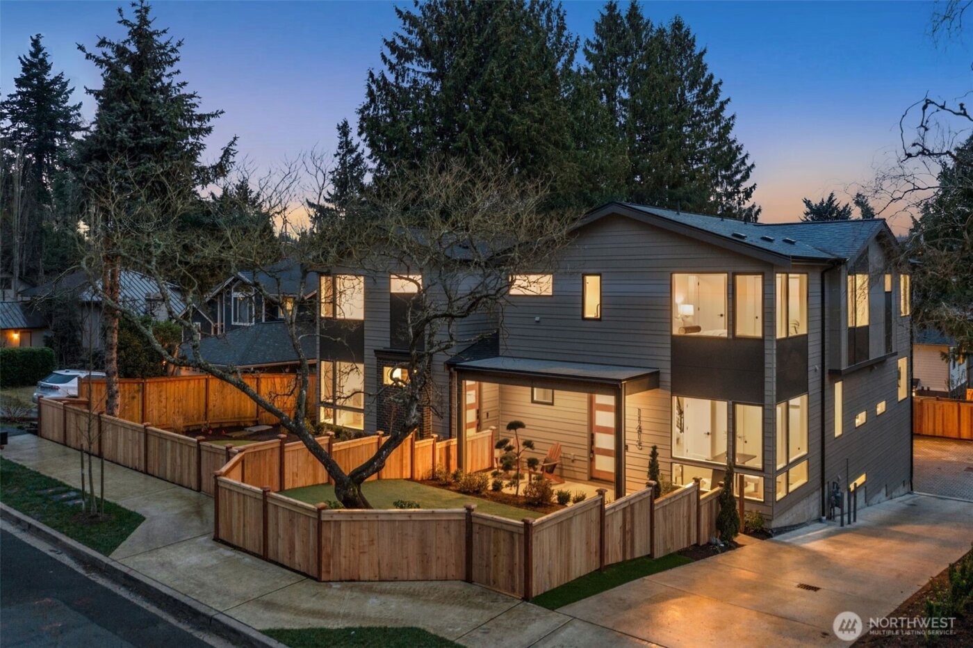 11415 NE 91st Street , Kirkland, WA 98033