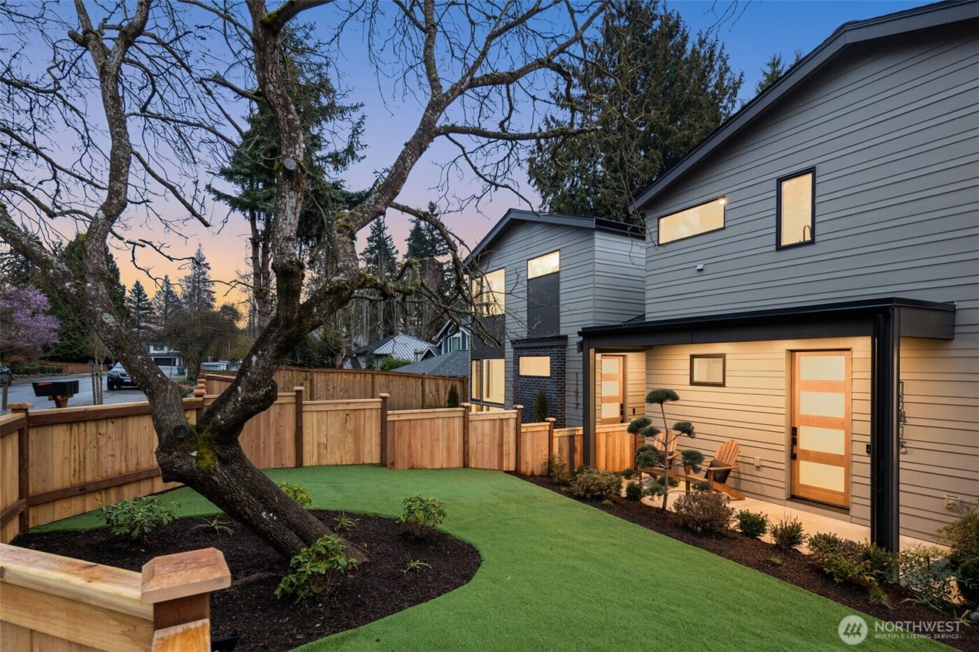 11415 NE 91st Street , Kirkland, WA 98033