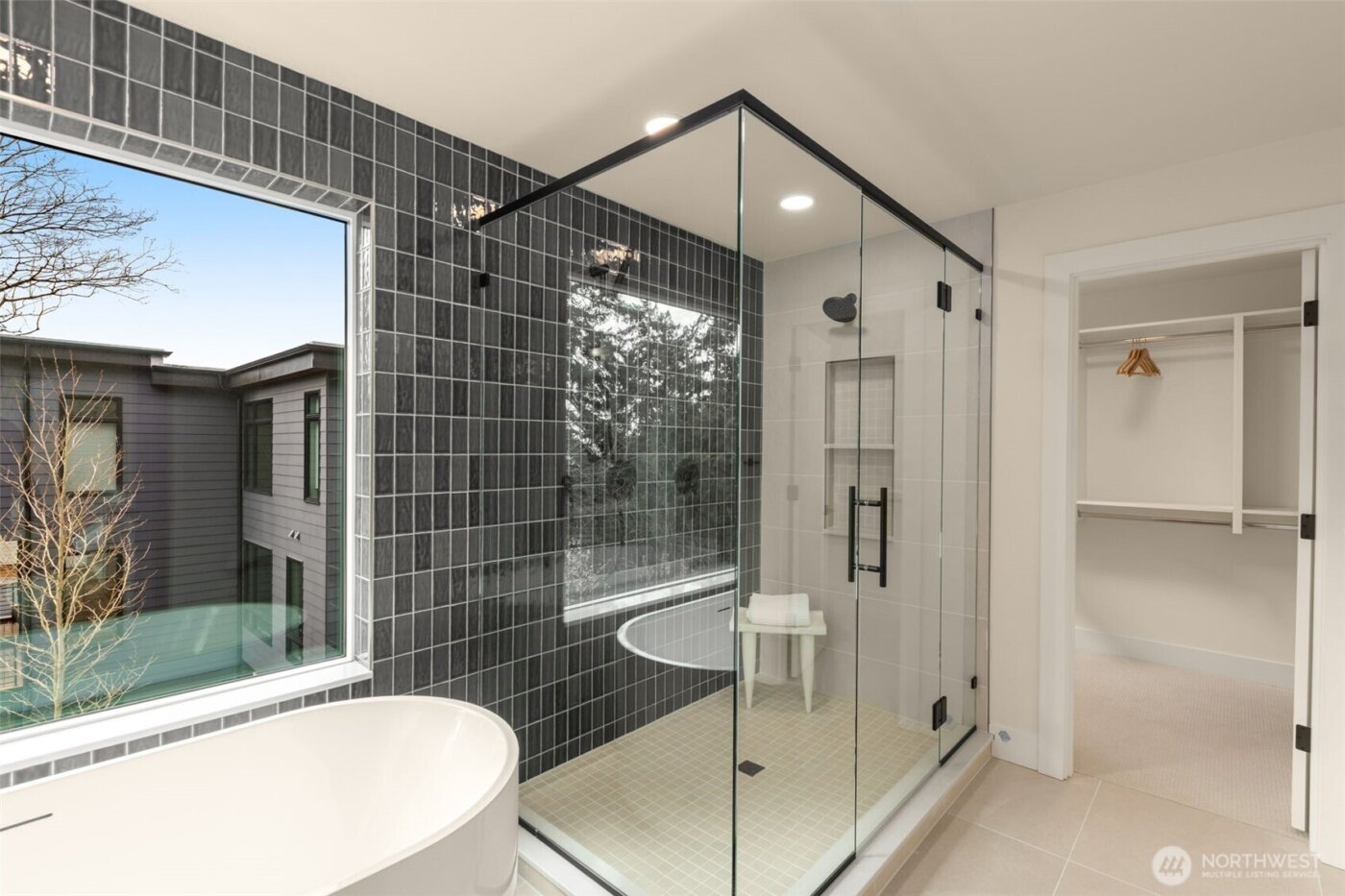 11415 NE 91st Street , Kirkland, WA 98033