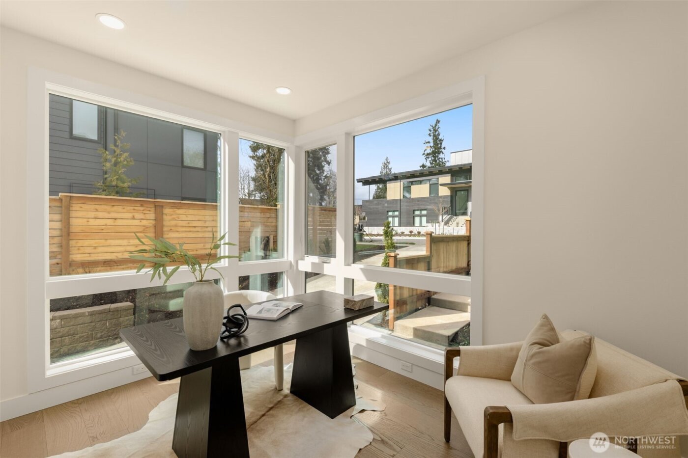 11415 NE 91st Street , Kirkland, WA 98033