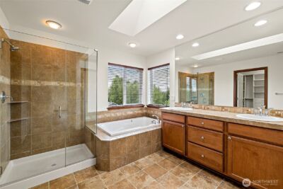 22820 41st DR SE , Bothell, WA 98021 - Photo 32