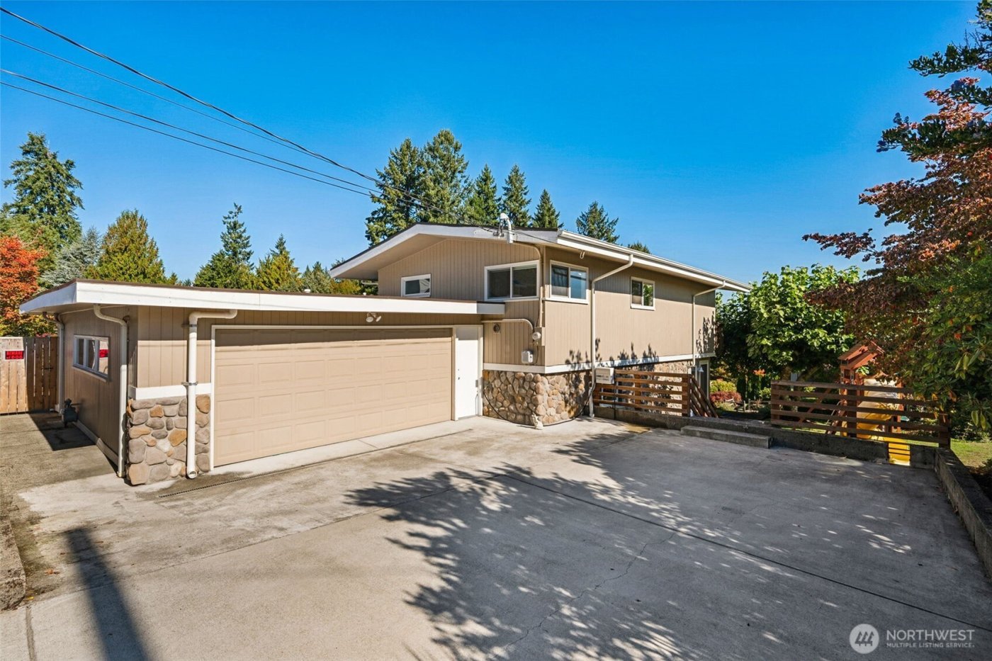 1405 Rolling Hills Terrace NW, Olympia, WA 98502