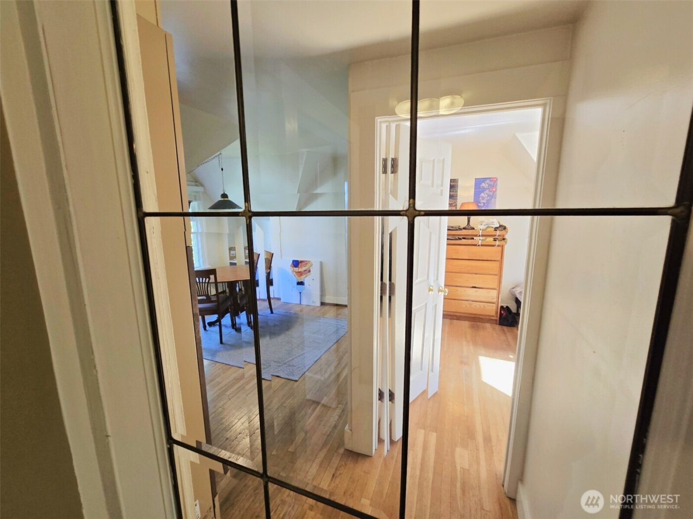 5619 16th Avenue NE, Seattle, WA 98105