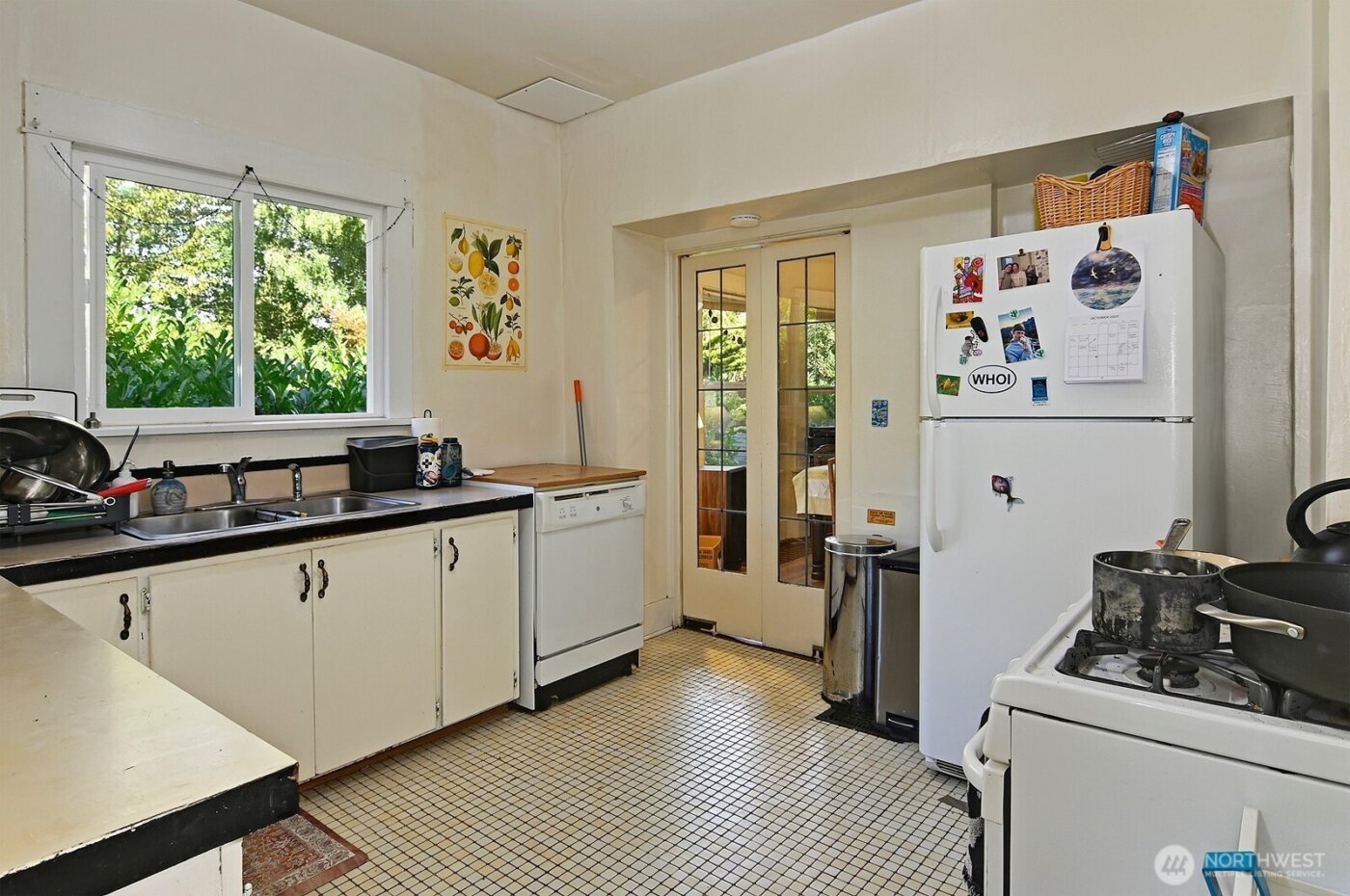 5619 16th Avenue NE, Seattle, WA 98105