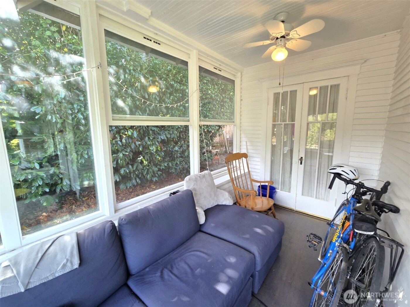 5619 16th Avenue NE, Seattle, WA 98105