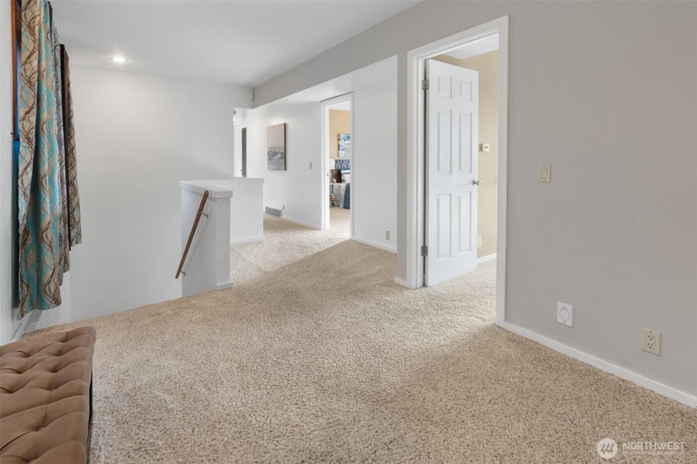 13603 SE 55th Place , Bellevue, WA 98006
