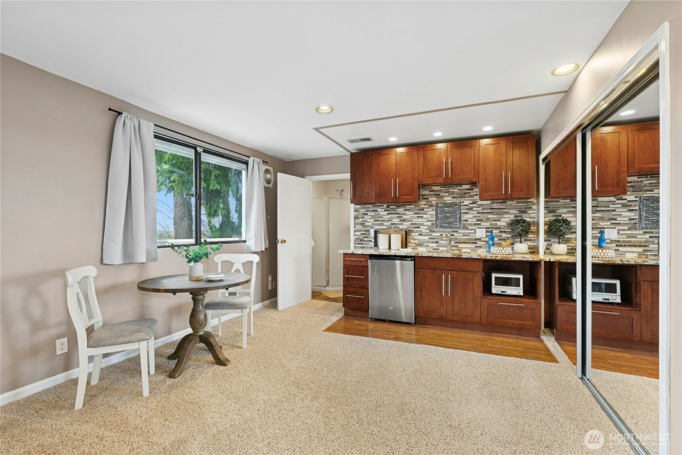 13603 SE 55th Place , Bellevue, WA 98006