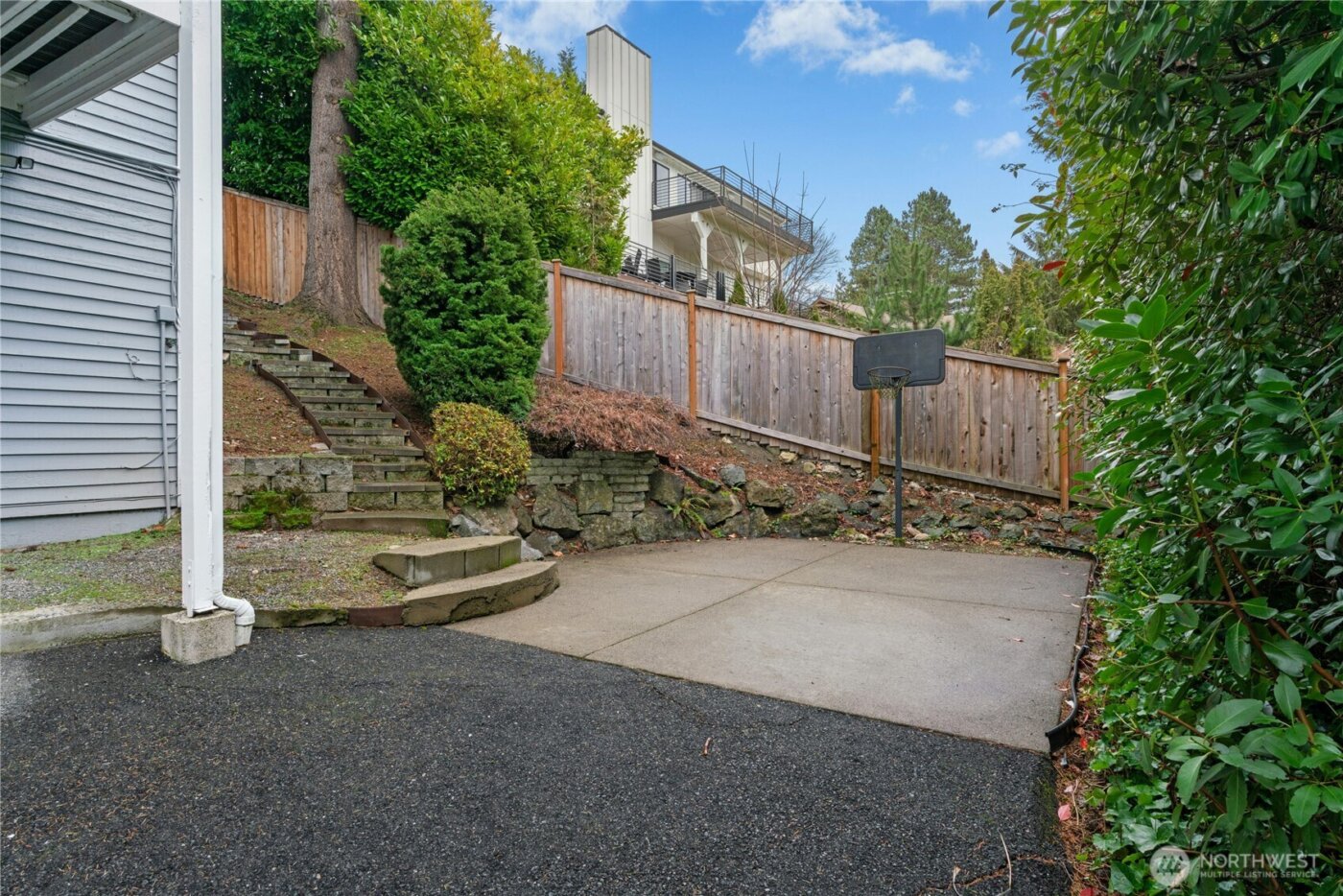 13603 SE 55th Place , Bellevue, WA 98006