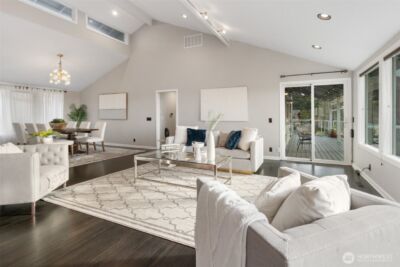 13603 SE 55th Place , Bellevue, WA 98006 - Photo 9