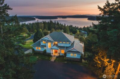 8661 Southridge Place , Anacortes, WA 98221