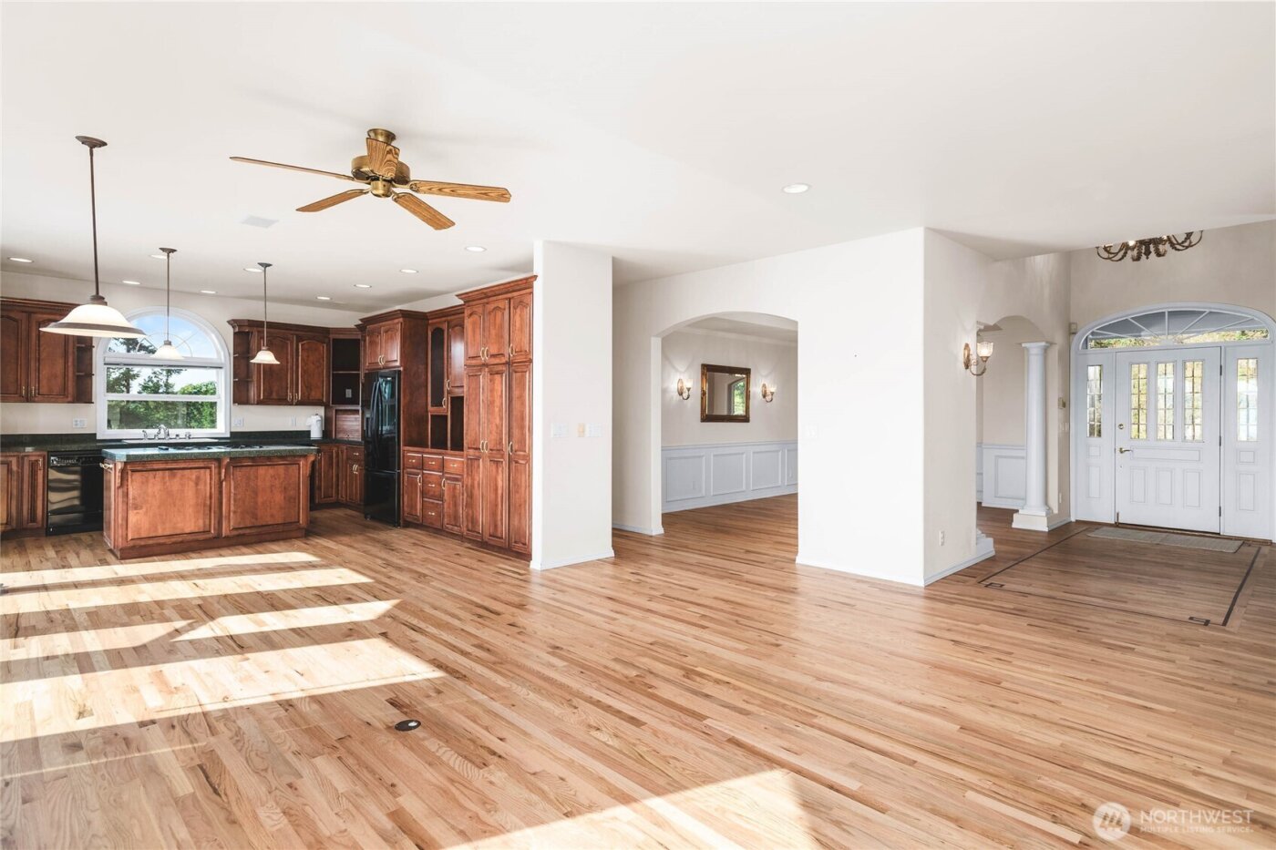 8661 Southridge Place , Anacortes, WA 98221