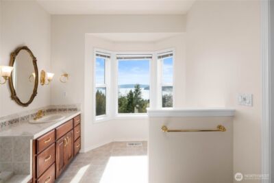 8661 Southridge Place , Anacortes, WA 98221 - Photo 19