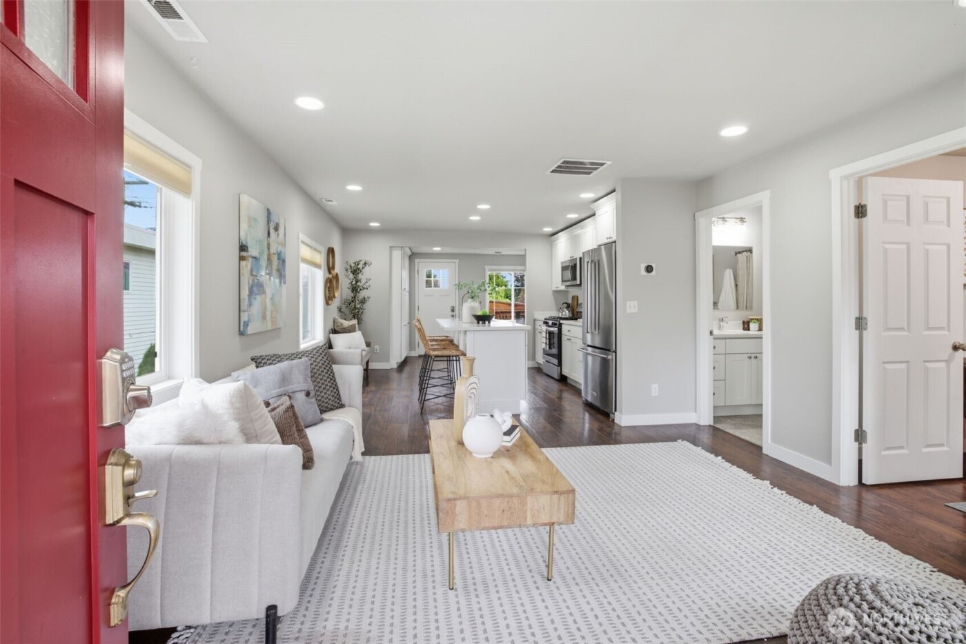 8719 16th Avenue SW, Seattle, WA 98106