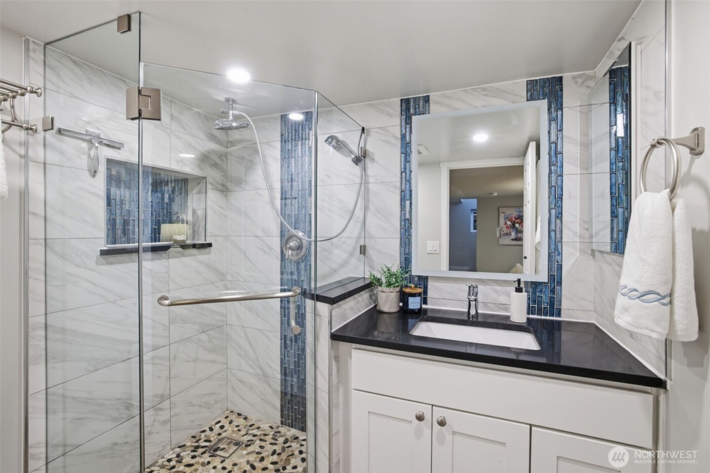 8719 16th Avenue SW, Seattle, WA 98106