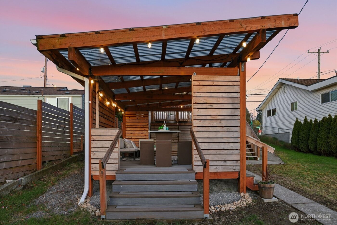 8719 16th Avenue SW, Seattle, WA 98106