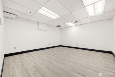 8745 Greenwood Avenue N #A, Seattle, WA 98103-3650 - Photo 13