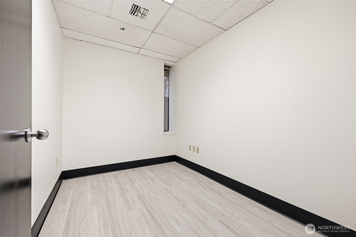 8745 Greenwood Avenue N #A, Seattle, WA 98103-3650