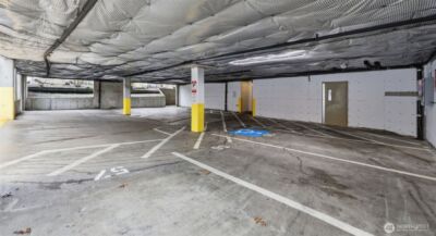 8745 Greenwood Avenue N #A, Seattle, WA 98103-3650 - Photo 33