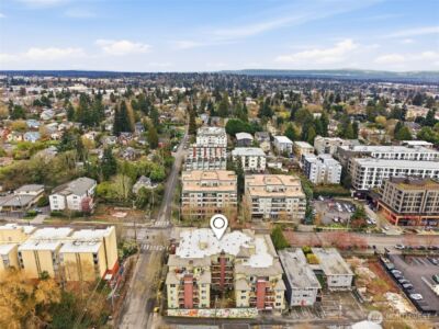8745 Greenwood Avenue N #A, Seattle, WA 98103-3650 - Photo 38